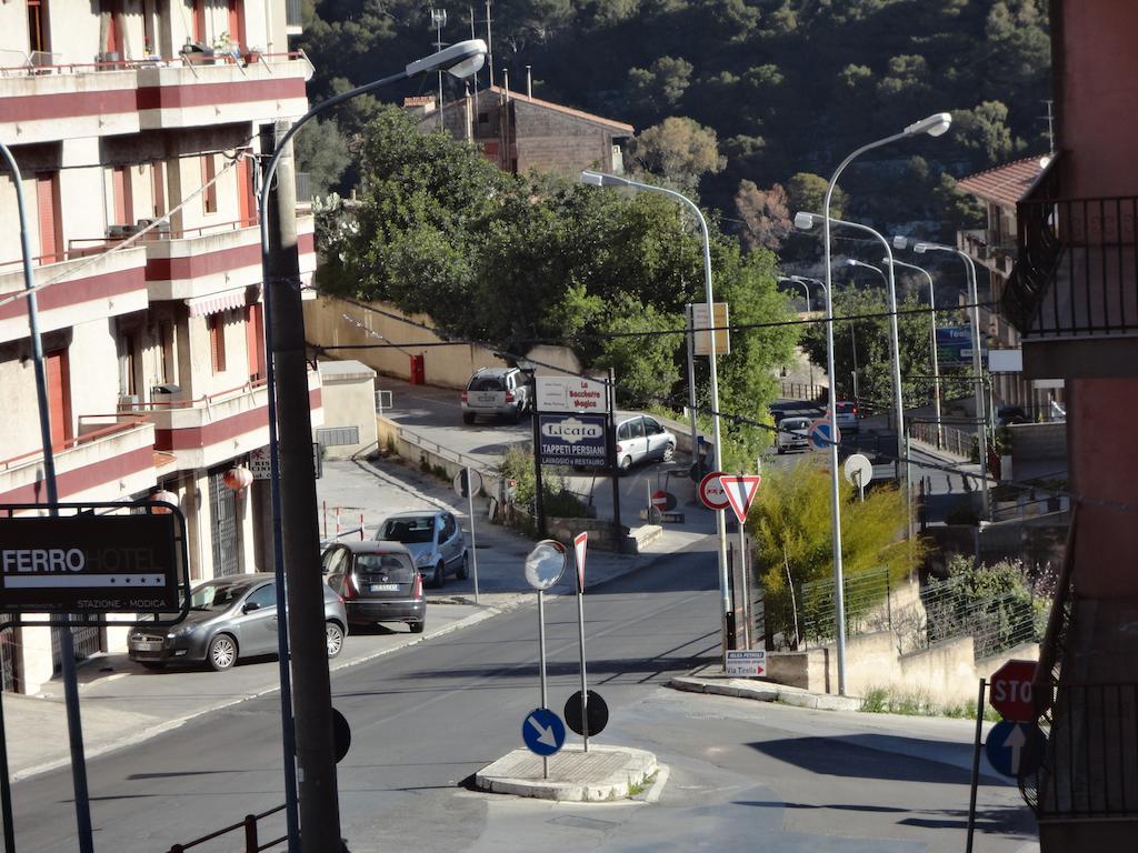 La Casa Di Petra Apartment Modica Cameră foto